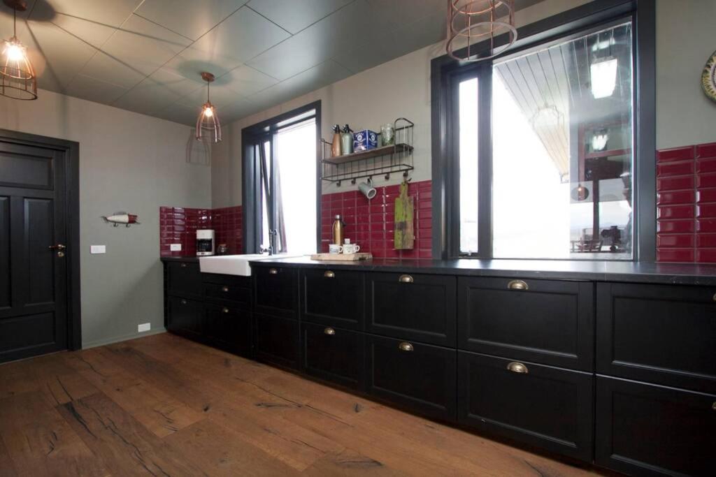 Ljarskogar Lodge Hjartharholtskirkja Екстериор снимка